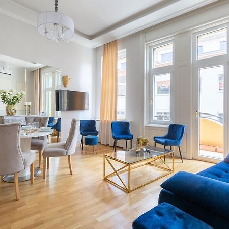 Designer Luxury Home In The Jewish Quarter Budapest Bagian luar foto
