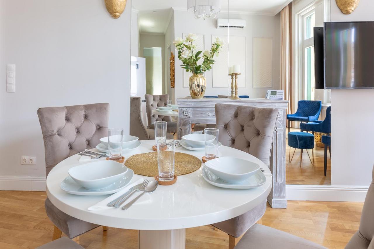 Designer Luxury Home In The Jewish Quarter Budapest Bagian luar foto