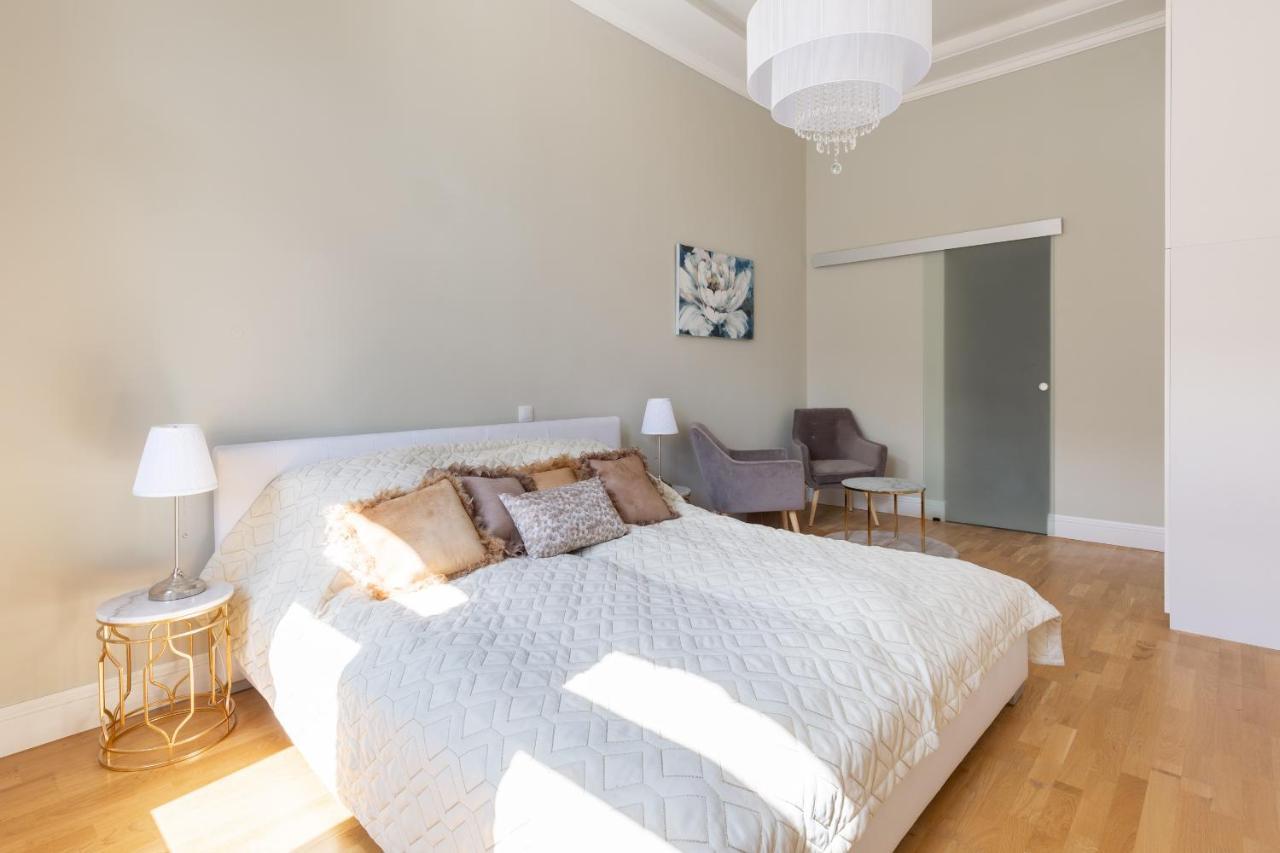 Designer Luxury Home In The Jewish Quarter Budapest Bagian luar foto