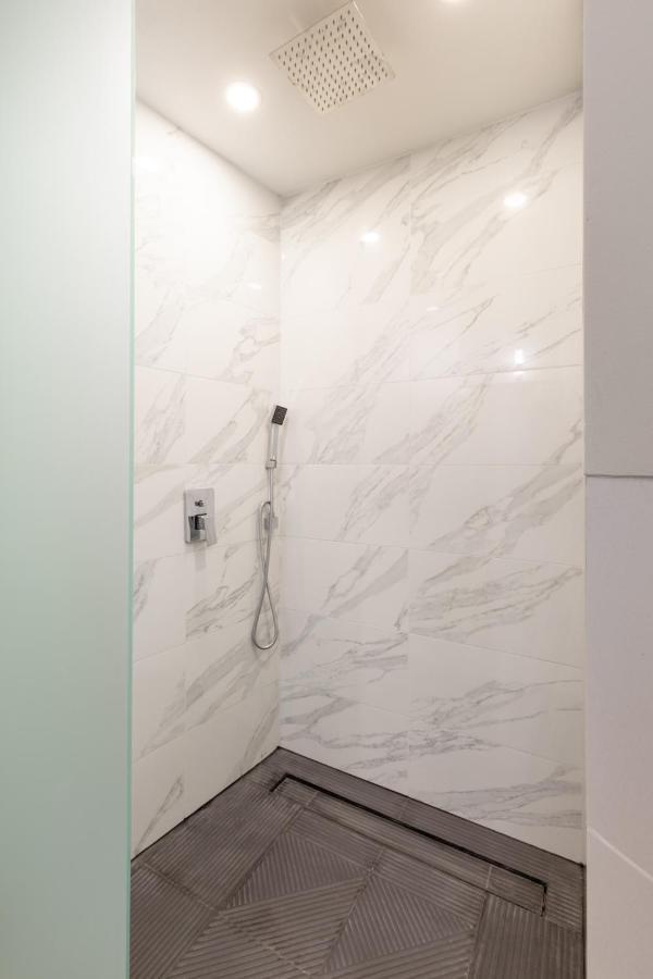 Designer Luxury Home In The Jewish Quarter Budapest Bagian luar foto